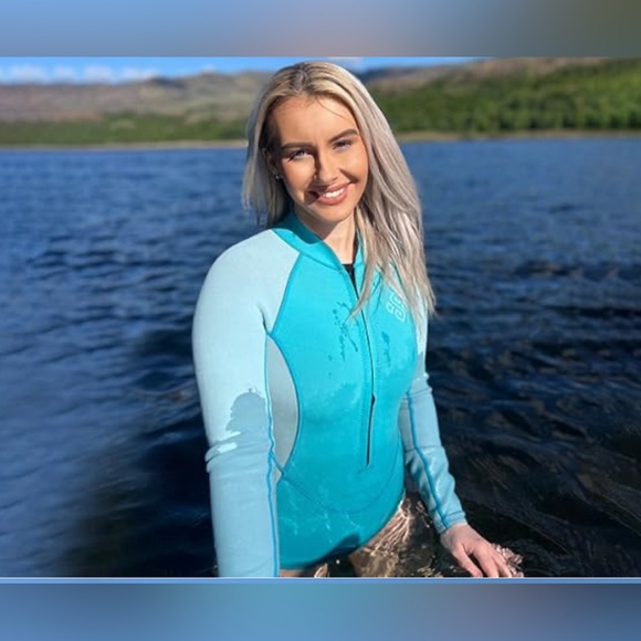 Seaskin Womens One Piece Long Sleeves Shorty Wetsuit 2mm - Picture 6 of 6